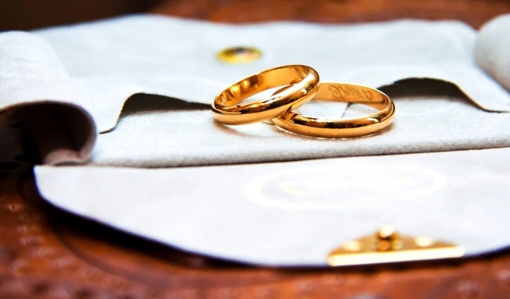 Laser engraving jewellery